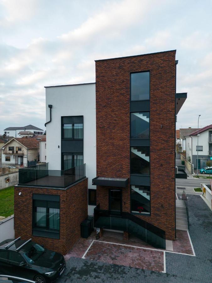 Perla Lux Apartmani Indija Exterior foto